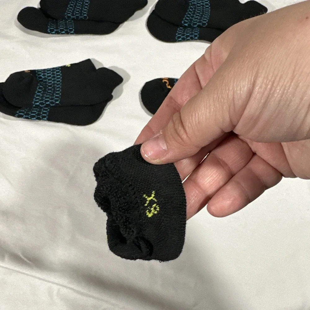 NEW Bombas [ KIDS XS 4-Pack ] Honeycomb Solids Ankle Socks  in Black‎ #T2148
